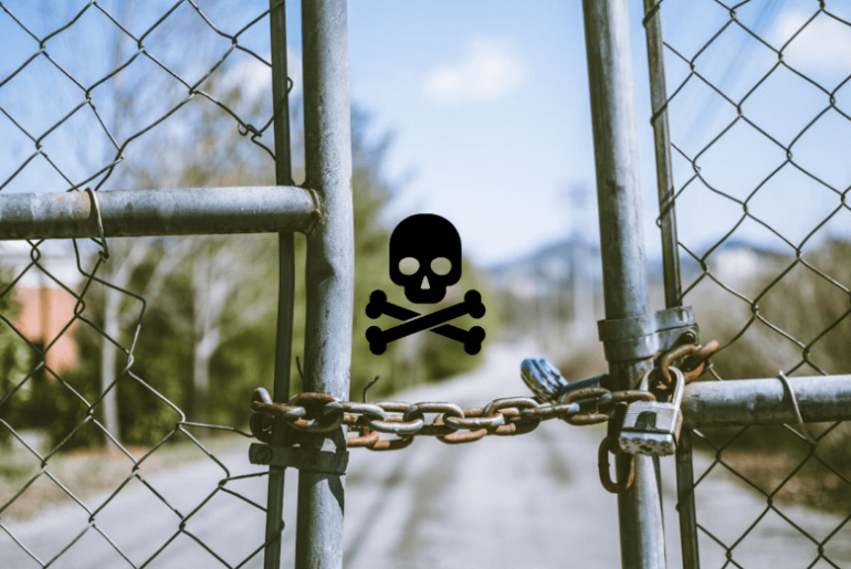 ilustrasi toxic backlink - pexels-travis-saylor-271738-951408